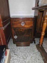 comodino anni 30