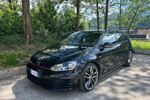 Volkswagen Golf GTD 2.0 TDI 5p. BlueMotion Technol
