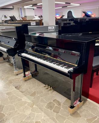 PIANOFORTE VERTICALE YAMAHA B113 NERO