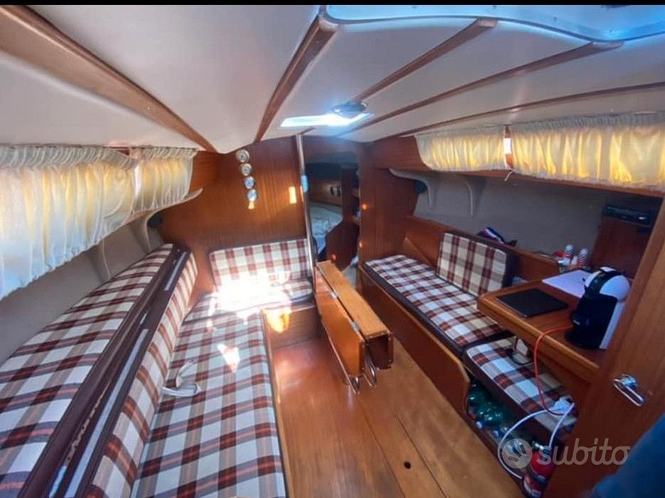 Jeanneau Aquila 28 — Vedi foto 1