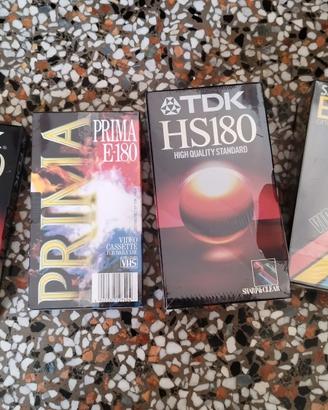 Videocassette  originali nuove 