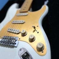 🎸 Fender Stratocaster Bianca  + Custodia 🎸