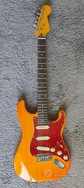 Chitarra elettrica stile Stratocaster