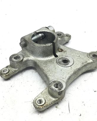 APRILIA SRV 850 PIASTRA SUPERIORE SUPPORTO MANUBRI