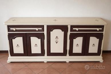 Credenzone vintage shabby chic decorato a mano