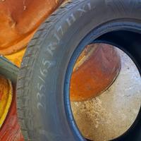  gomme  cerchio R 17   235/65 HXL WIKING