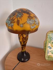 Lampada da tavolo decorativa - Frencese