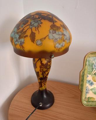 Lampada da tavolo decorativa - Frencese