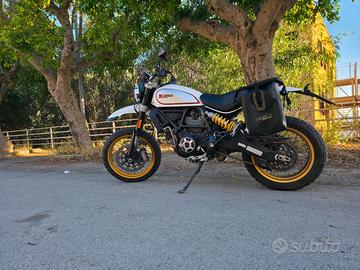 Ducati Scrambler 800 Desert Sled come nuova