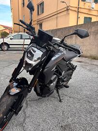Cfmoto 300NK perfetta