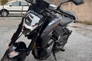 Cfmoto 300NK perfetta