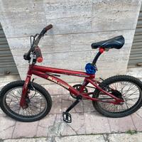 Bicicletta BMX Montana