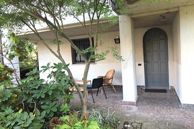 SULBIATE-Villa singola con giardino