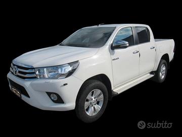 Toyota Hilux 2.4 D-4D 4WD 4 porte Double Cab Execu