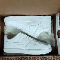 Nike Air Force 1 bianche originali – taglia 42