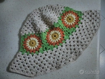 Cappello pescatora girasoli uncinetto