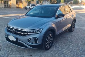 Volkswagen T-Roc 1.5 TSI Style – 2023 – 42.000 km