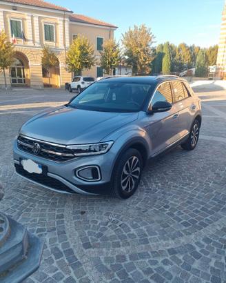 Volkswagen T-Roc 1.5 TSI Style – 2023 – 42.000 km
