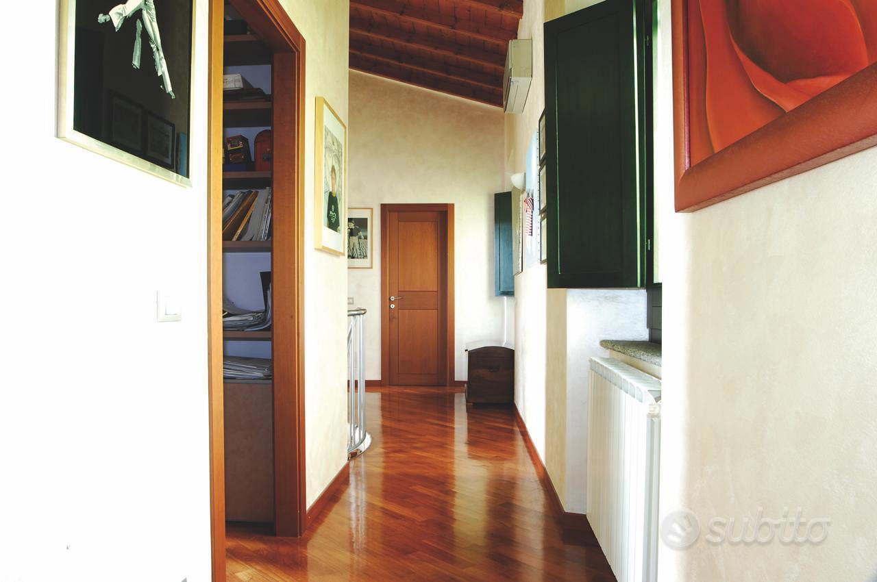 Villa o villino Borgarello [LPA1RDVRG] - Altro