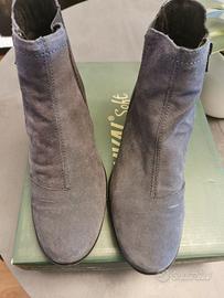 stivaletti donna in pelle scamosciata