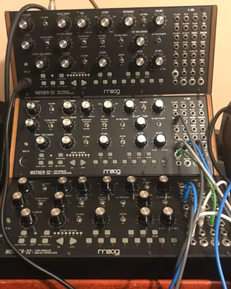 MOOG MOTHER 32