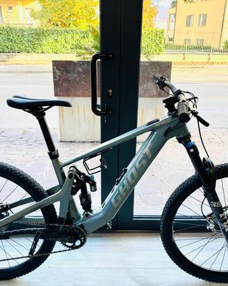 ebike light in carbonio Ghost Path  Riot Advanced