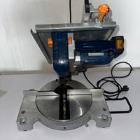 Troncatrice legno