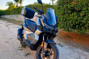 VOGE SR2 ADV 200 - 130 km - PARI AL NUOVO