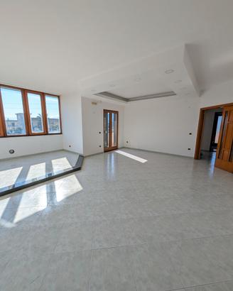 Attico Esclusivo con Giardino - Scafati (SA)