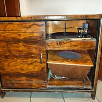 Mobile bar con giradischi anni 50 in radica