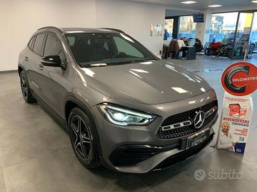 MERCEDES-BENZ GLA 200 d 4x4 AMG Premium 4Matic A