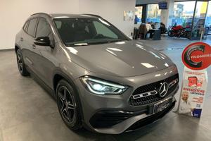 MERCEDES-BENZ GLA 200 d 4x4 AMG Premium 4Matic A