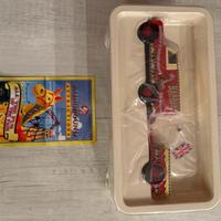 Corgi 1:43 - Land Rover and Trailer Fairground