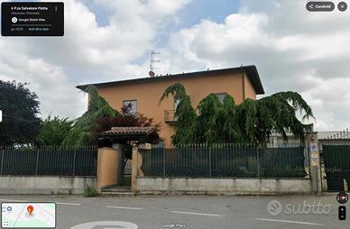 Villa con giardino e piscina all'asta trib. Novara