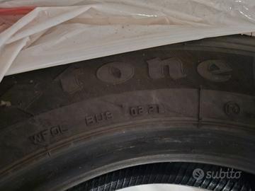 4 pneumatici Firestone Vanhawk 2 215/65 R16 109T