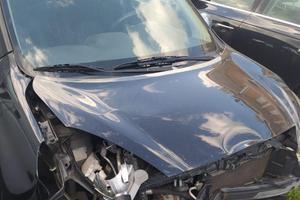 Nissan Micra incidentata