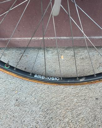 Paire De Roues Ambrosio Giro D'Italia Sur Moyeux Shimano - 28" Alu (occasion)
