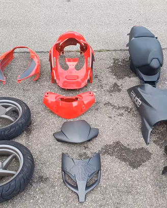 Kit Carene Cerchi Aprilia SR Sport Pro 50