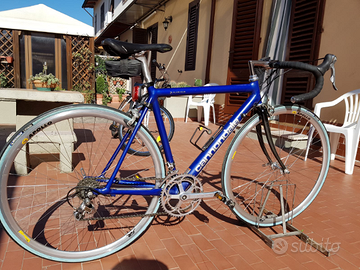 Bici da corsa cannondale