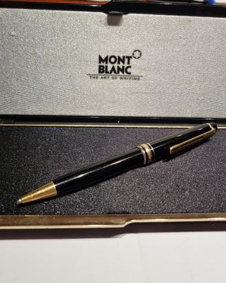 Montblanc nera con inchiostro rosso, da 520 a 220 