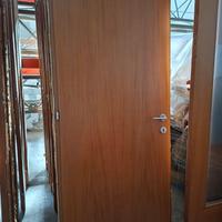 12 porte in ciliegio