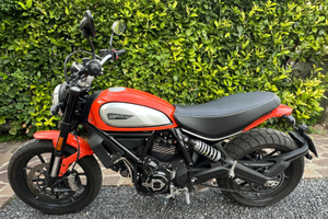 Ducati Scrambler Icon 800