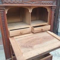 Cassettiera antica con ribalta