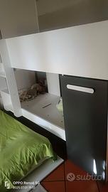Letto a castello per ragazzi possibilità tre letti