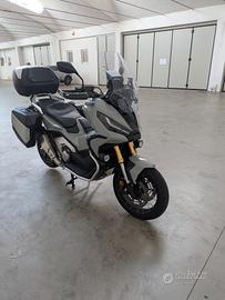 Honda xadv 750