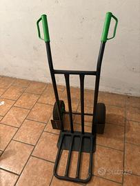 Carrello porta pacchi