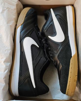 Nike GATO n°45 nuove