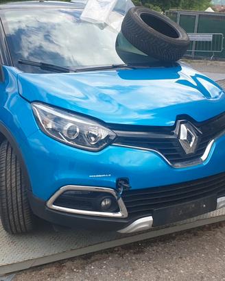 musata renault CAPTUR 2016