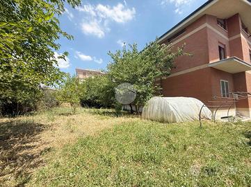 PALAZZINA A ROMA