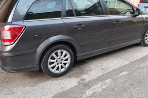 Opel Astra 17 CDTI Cosmo 